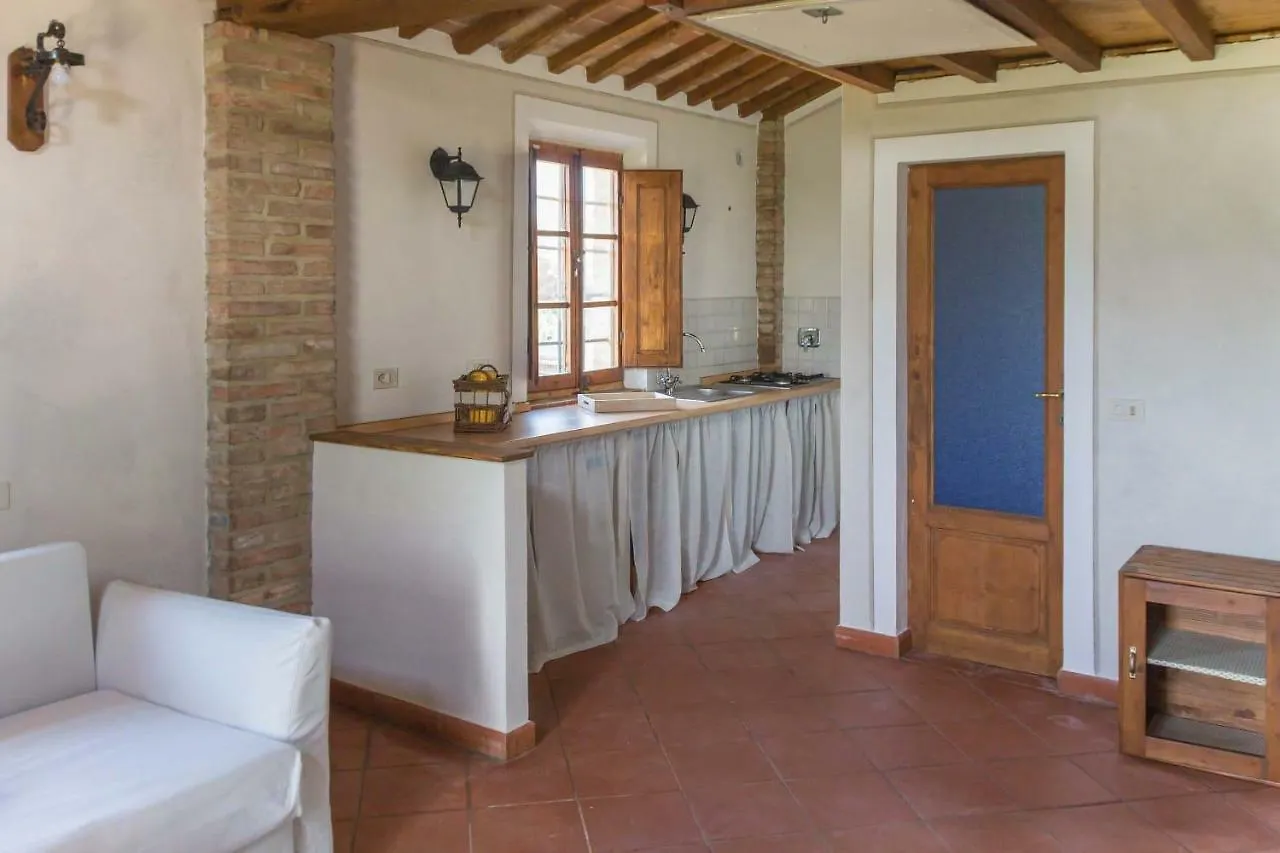 Podere Il Polveroso Hotel Cecina  0*, Cecina (Livorno)